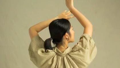 刘越评全运会断腿事件：“踢不到球还不会踢人吗？”中国足球不冤